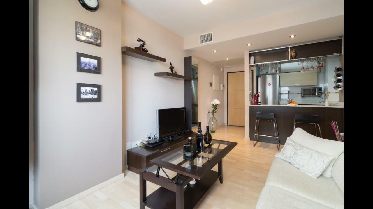 Apartamento Playa Y Piscina 1-2 Personas مالقة المظهر الخارجي الصورة